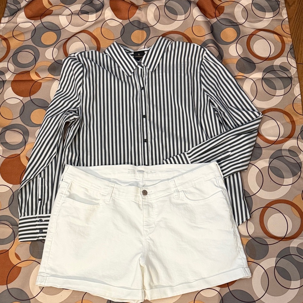 💥NI💥 Worthington Striped Blouse & Old Navy Shorts